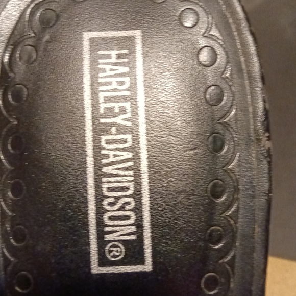 Clogs - Picture 7 of 8